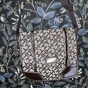 Tommy Hilfiger Brown/Tan Purse